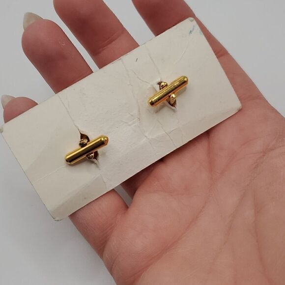 Trans-Australia Airlines | Vintage Kangaroo Stokes Cufflinks - Picture 2 of 6